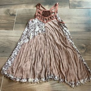 Free people. XS shirt.